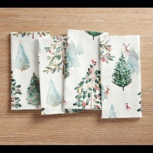 Potter Barn Rustic Charm Christmas In The Country Cotton Napkins -Set Of 4
